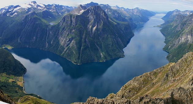 Hjørundfjorden
